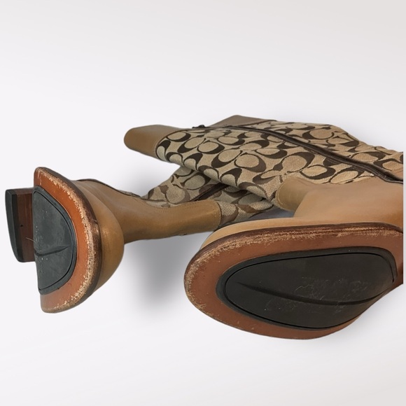 Coach Brand "Carole" Signature C's Logo Vintage Riding Style Boots Size 8.5B - Picture 8 of 12